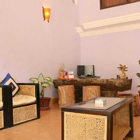 Ladybug Guesthouse Siem Reap Bagian luar foto